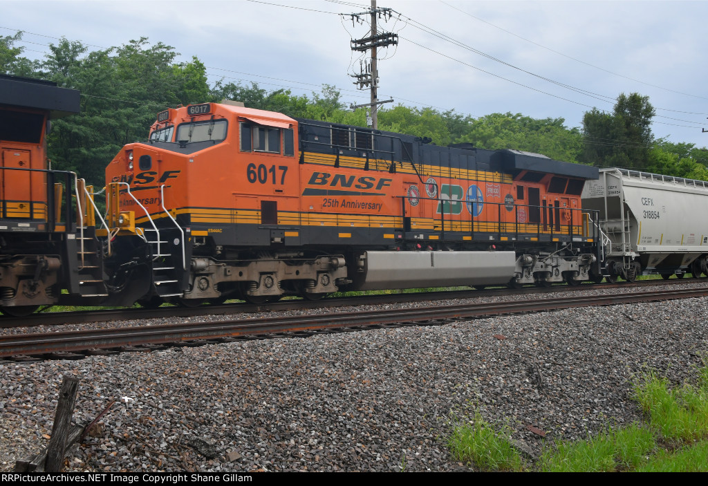 BNSF 6017 Roster shot.